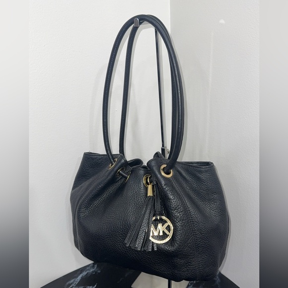MICHAEL Michael Kors Handbags - Women’s Handbag Michael Michael Kors
Black Tassel Leather Shoulder Bag AUTHENTIC